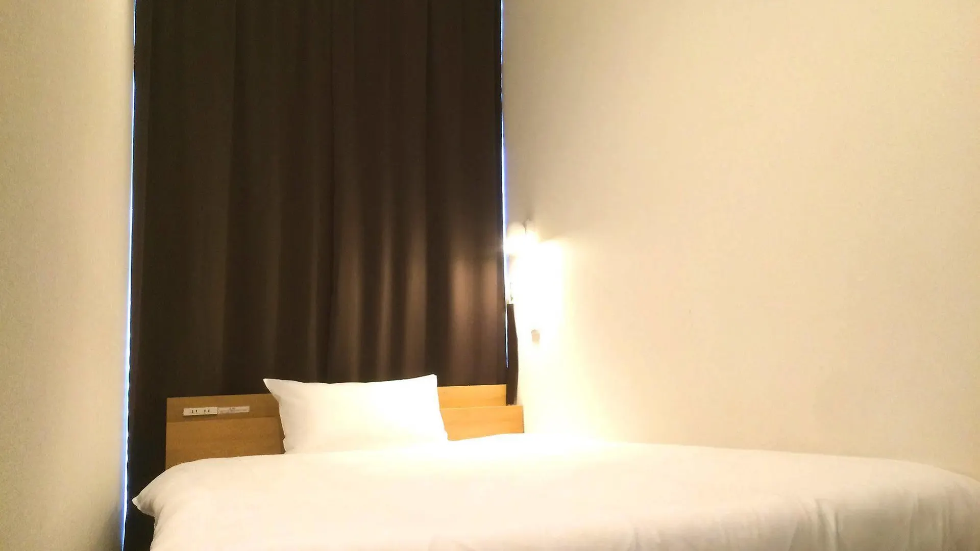 Az Hostel Osaka 0*,  Japan